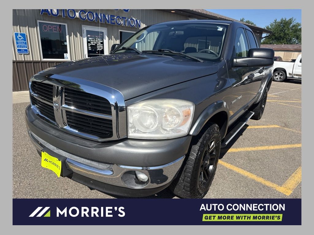 Mineral Gray Metallic 2007 Dodge RAM 1500 Pickup Truck Four-Wheel Drive 5-Speed Automatic