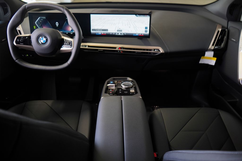Thumbnail: 2026 BMW iX - 13