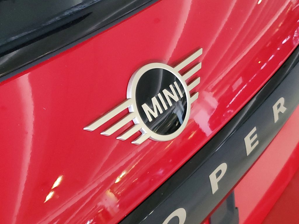 2026 MINI Hardtop 2 Door - Photo 6