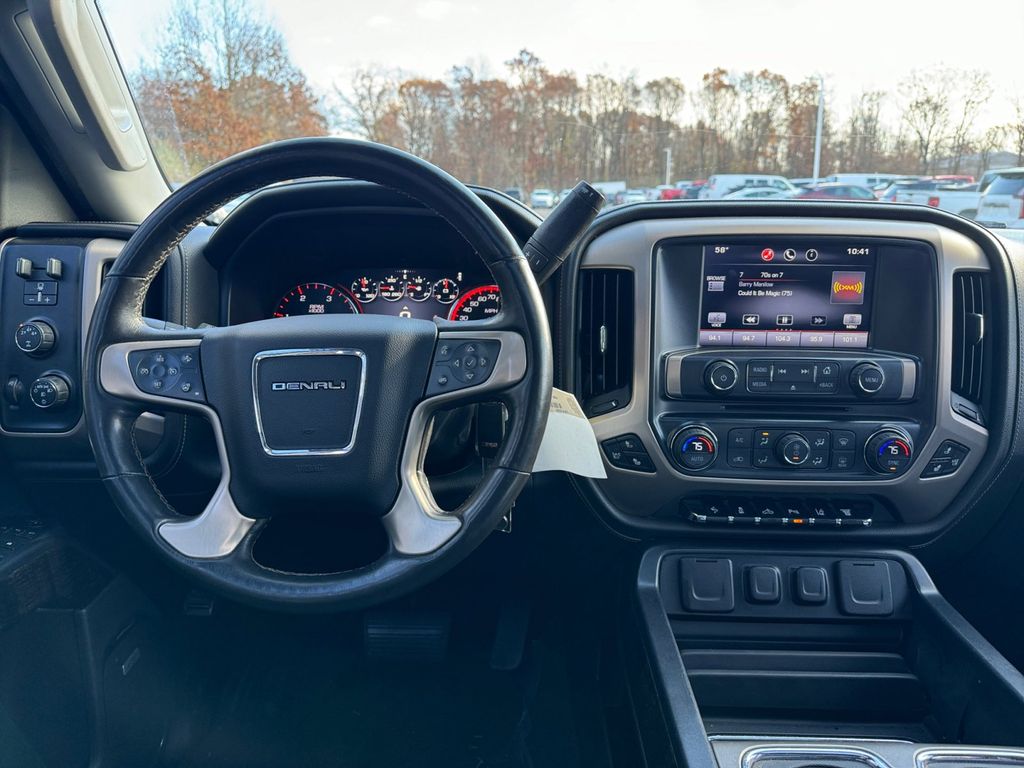 2015 GMC Sierra 3500HD Denali 9