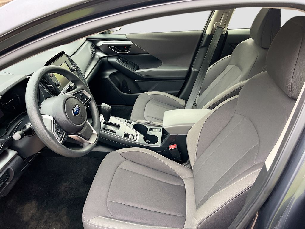 Used 2024 Gray Subaru Base image 21