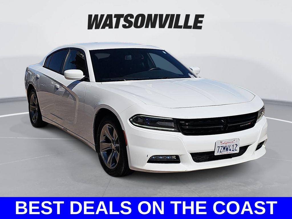 White Knuckle Clearcoat 2018 Dodge Charger Sedan Rear-Wheel Drive 8-Speed Automatic