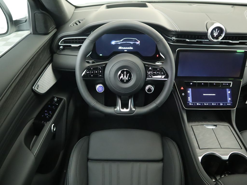 Thumbnail: 2025 Maserati Grecale - 10