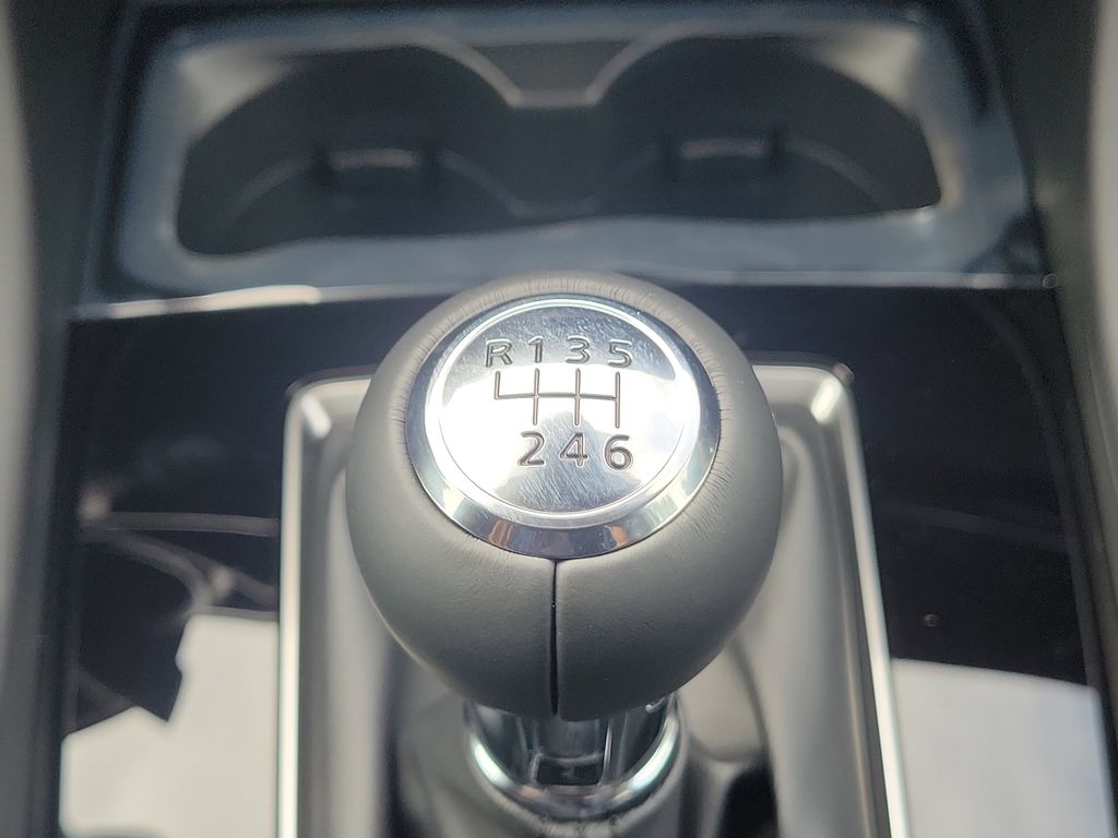 2026 Mazda Mazda3 Premium - Photo 31