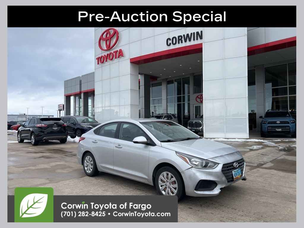 Olympus Silver 2018 Hyundai Accent SE Sedan FWD Sedan Front-Wheel Drive 6-Speed Automatic