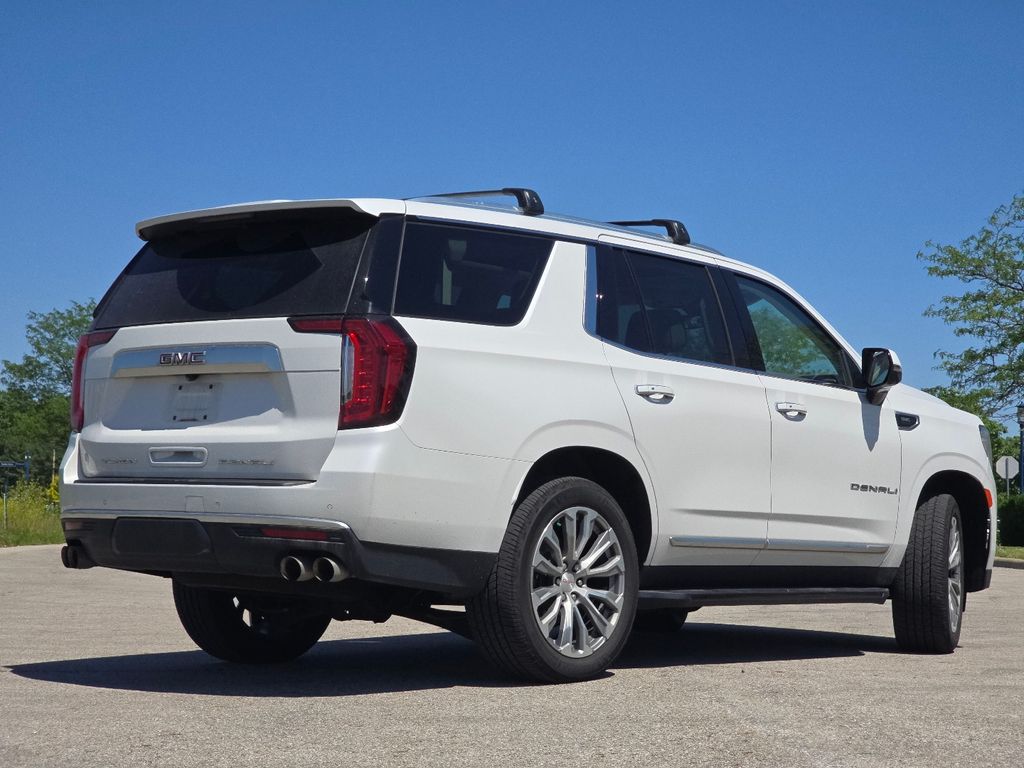 Used 2022 White GMC Denali image 16
