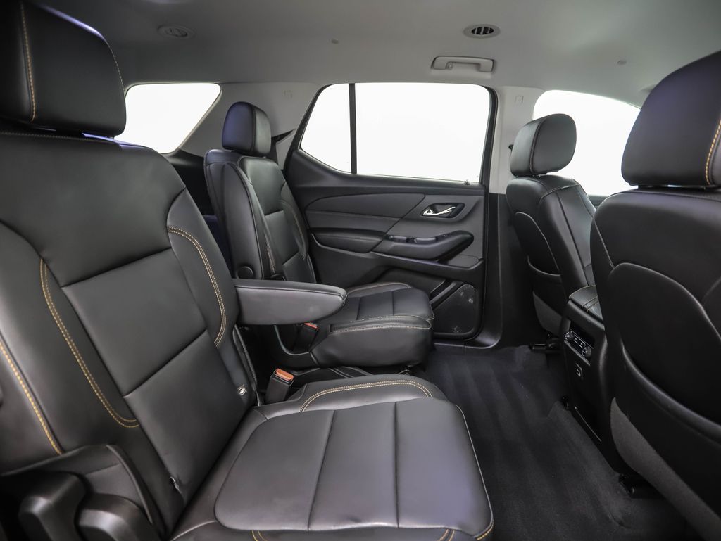 Thumbnail: 2021 Chevrolet Traverse - 28
