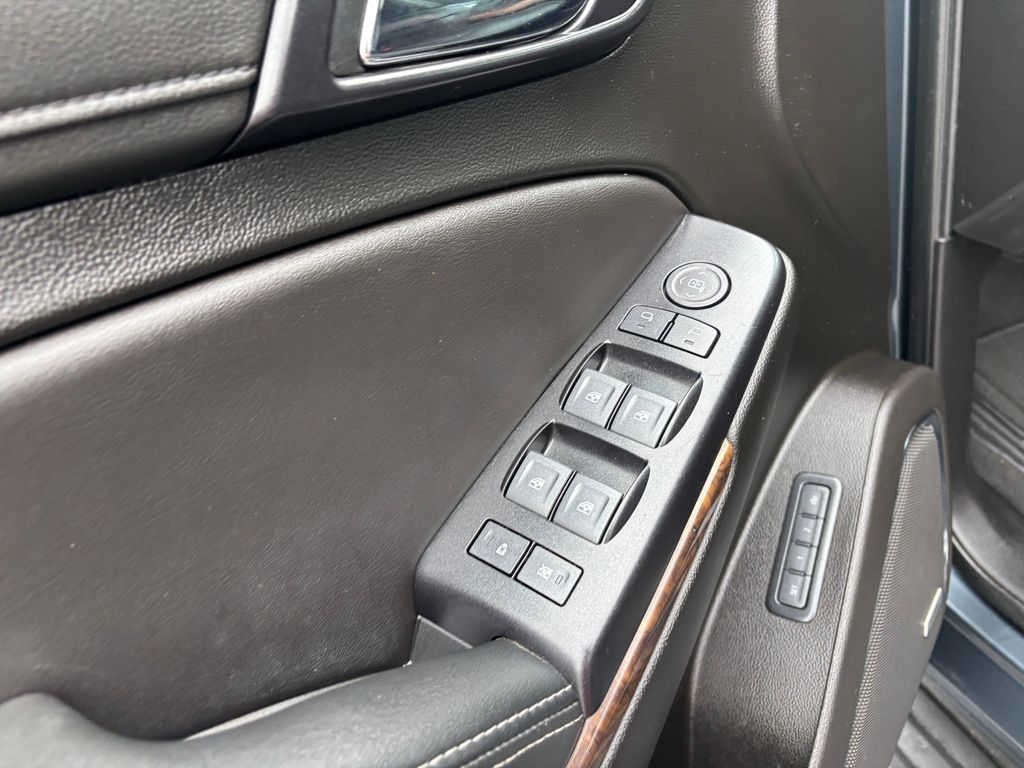 Used Car 2020 Chevrolet Tahoe  Lt For Sale Under $25,000 In Austin, Texas