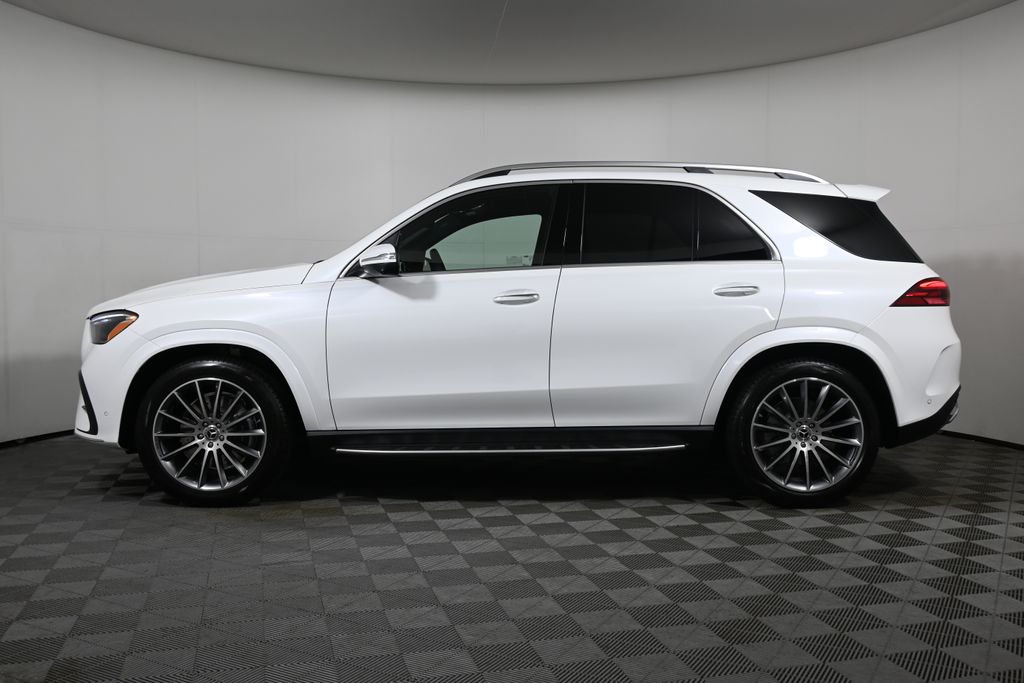 Thumbnail: 2026 Mercedes-Benz GLE - 2