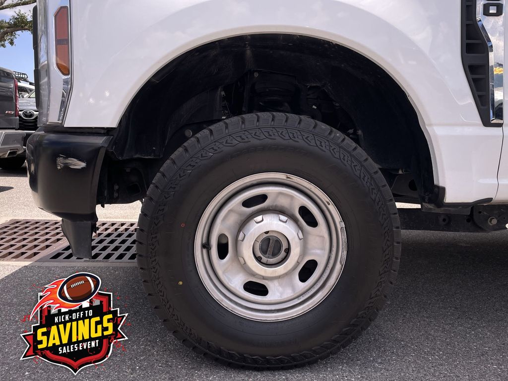 Used 2024 Ford F-350SD Truck