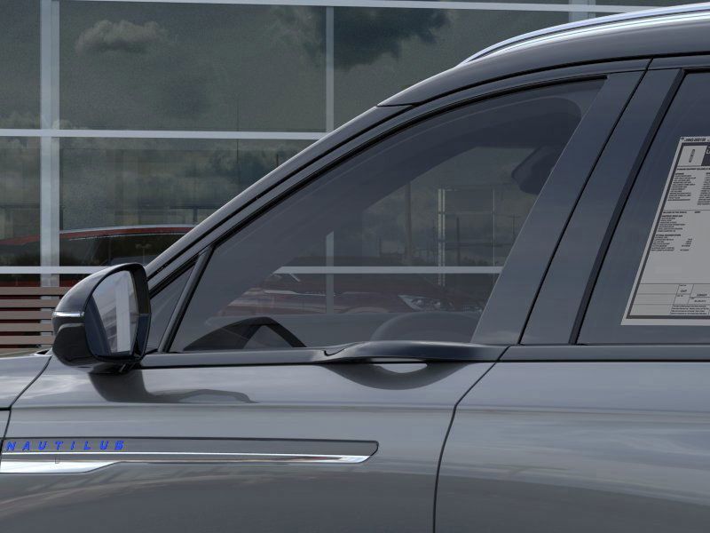 2025 Lincoln Nautilus Reserve