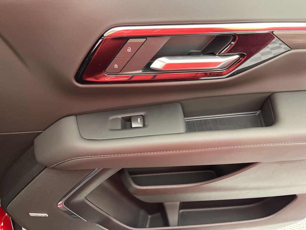 Thumbnail: 2026 Chevrolet Suburban - 11