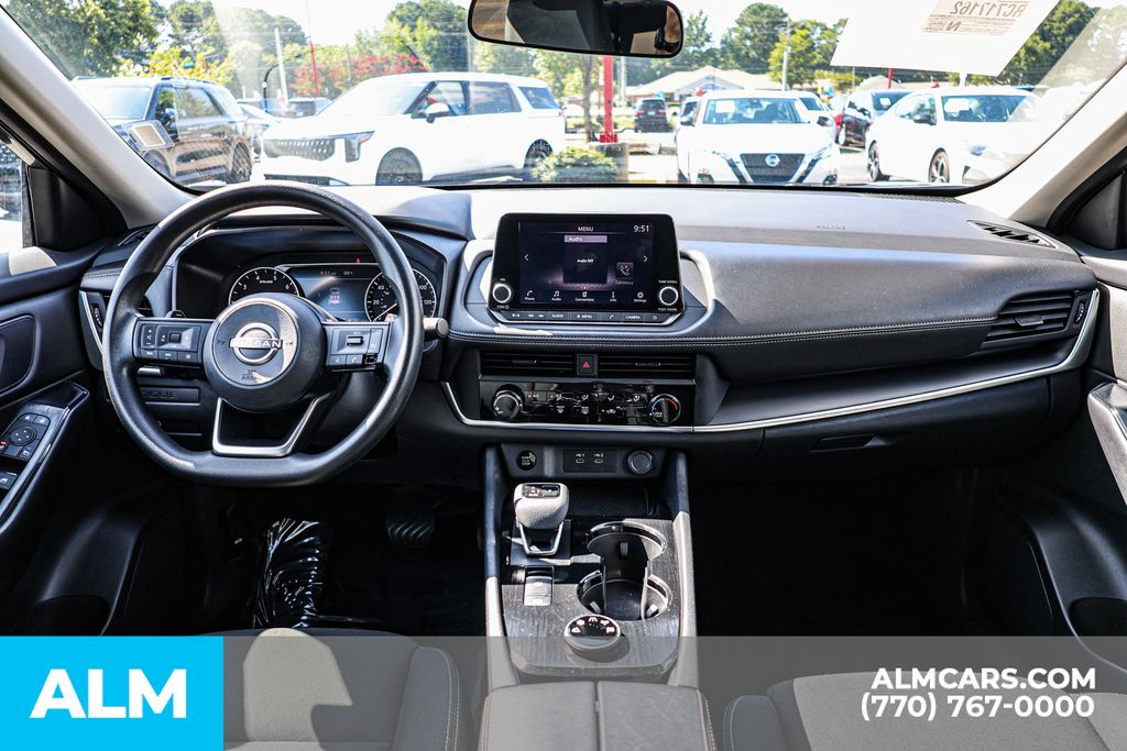 Used 2024 Gray Nissan S image 29