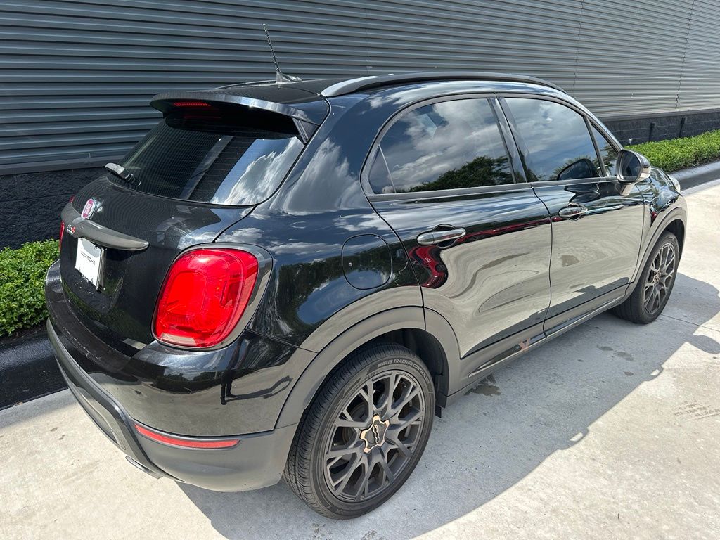 Thumbnail: 2018 Fiat 500X - 10
