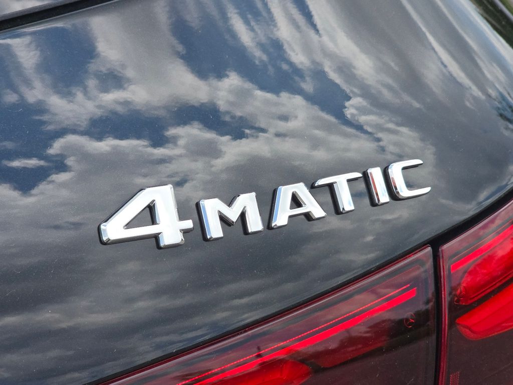 New 2026 Black Mercedes-Benz GLA 250 image 5