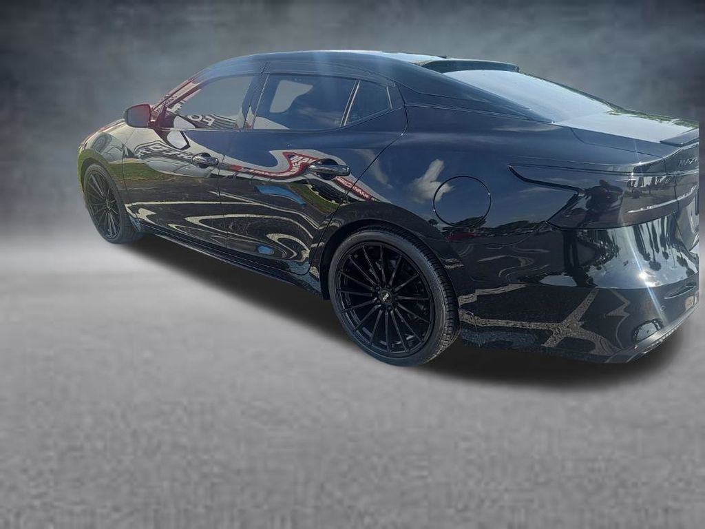 Used 2023 Black Nissan SV image 5