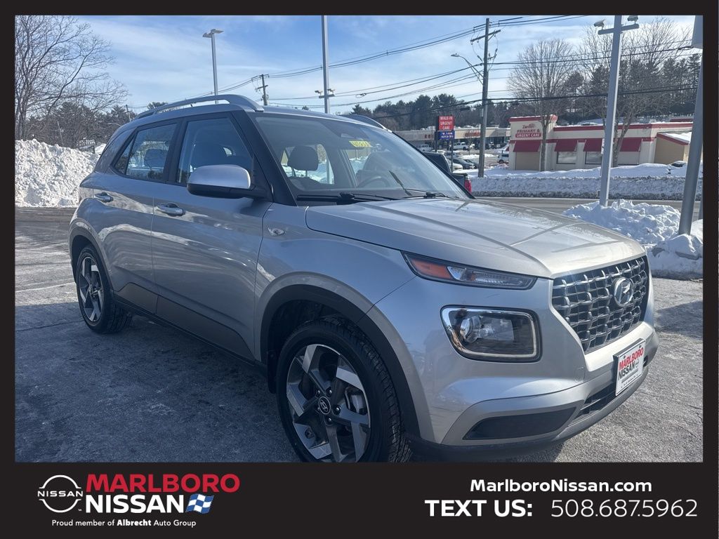 2023 Hyundai Venue SEL FWD