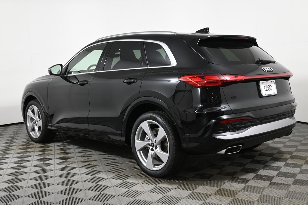 Thumbnail: 2025 Audi Q5 - 5