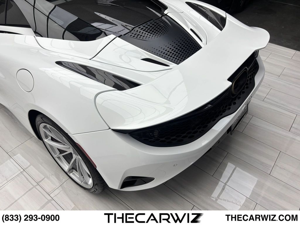 2024 McLaren 750S
