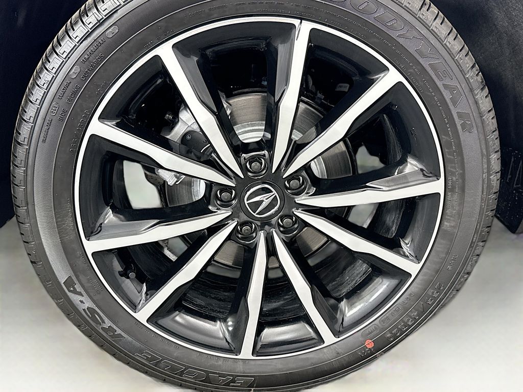 Thumbnail: 2026 Acura RDX - 32