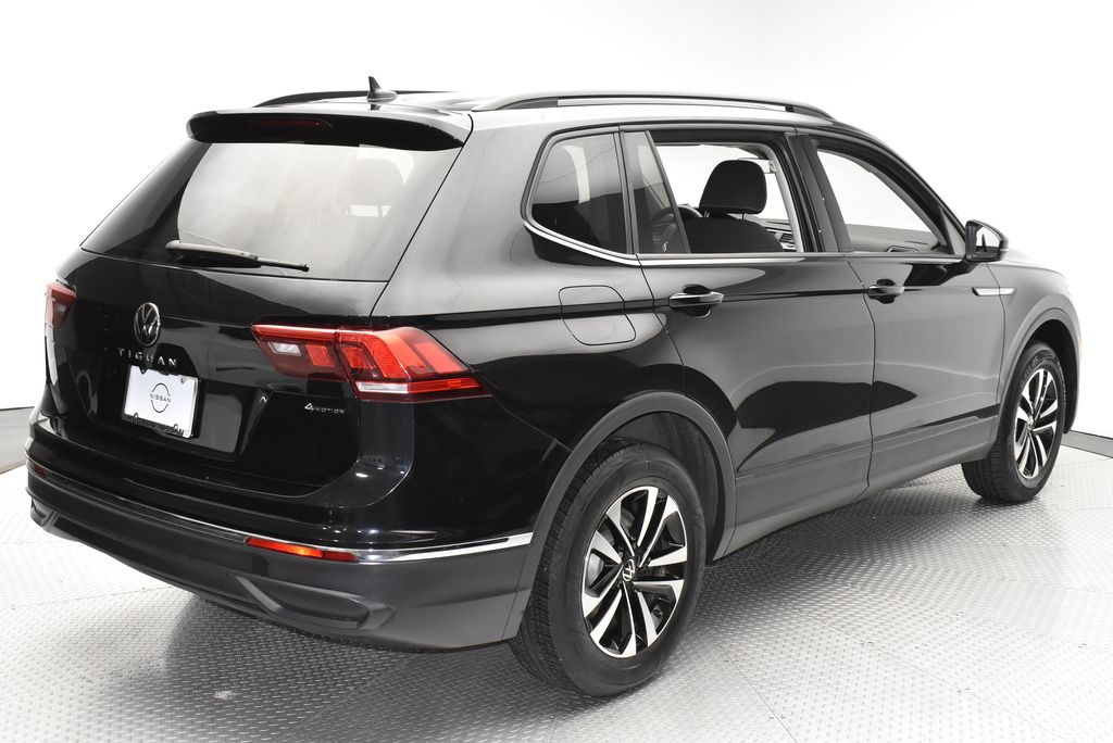 Thumbnail: 2024 Volkswagen Tiguan - 5
