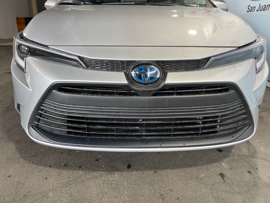 Thumbnail: 2026 Toyota Corolla - 10