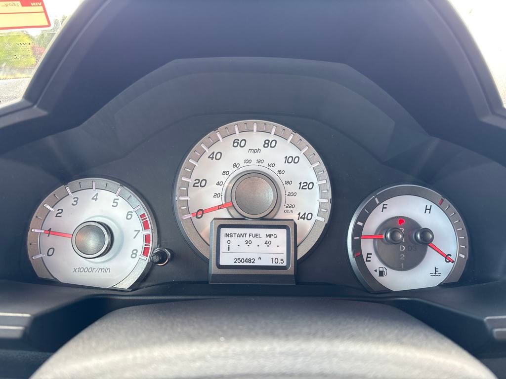 2014 Diamond White Pearl Honda Pilot Touring 4X4 SUV