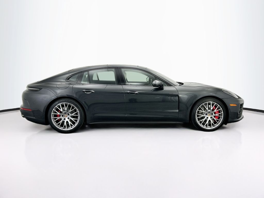 Thumbnail: 2026 Porsche Panamera - 8