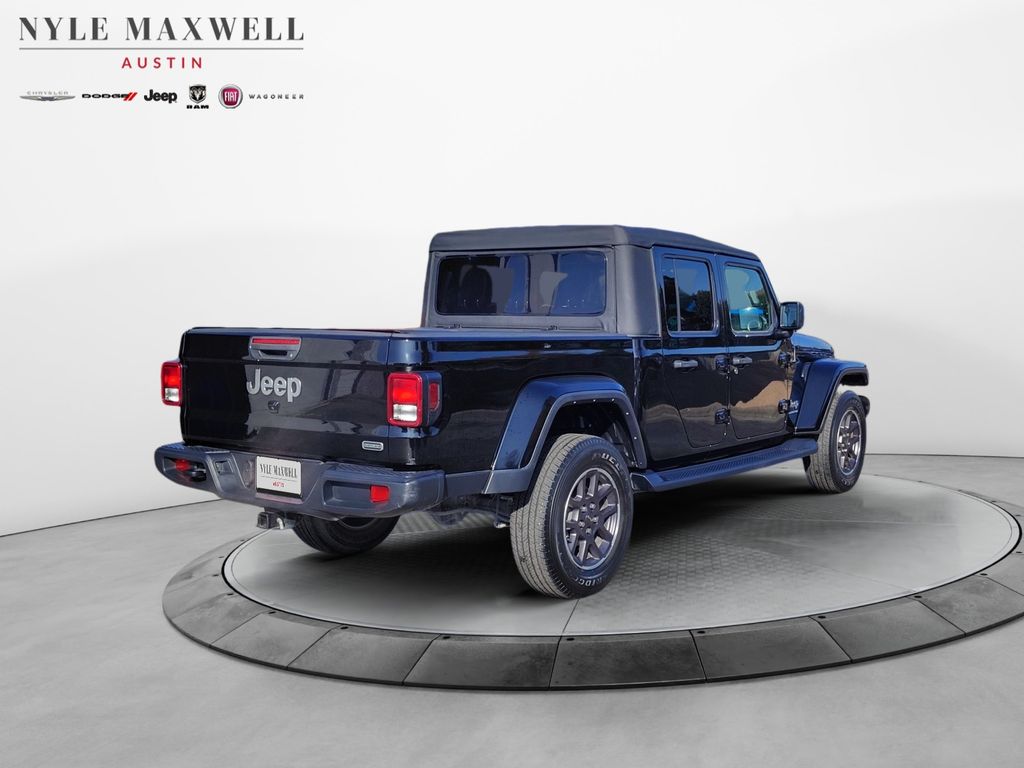 Used Car 2023 Jeep Gladiator  Overland For Sale Under $30,000 In Austin, Texas