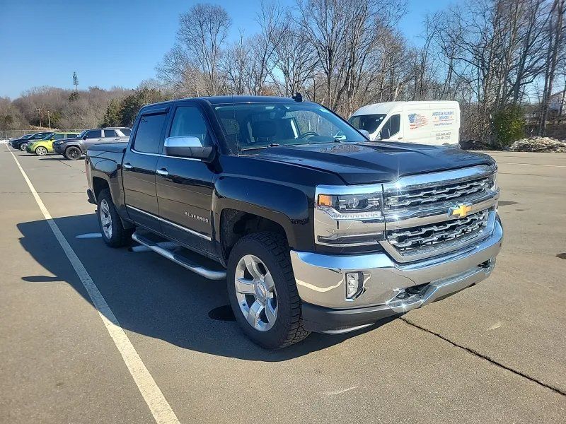 2016 Chevrolet Silverado 1500 LTZ Crew Cab 4WD
