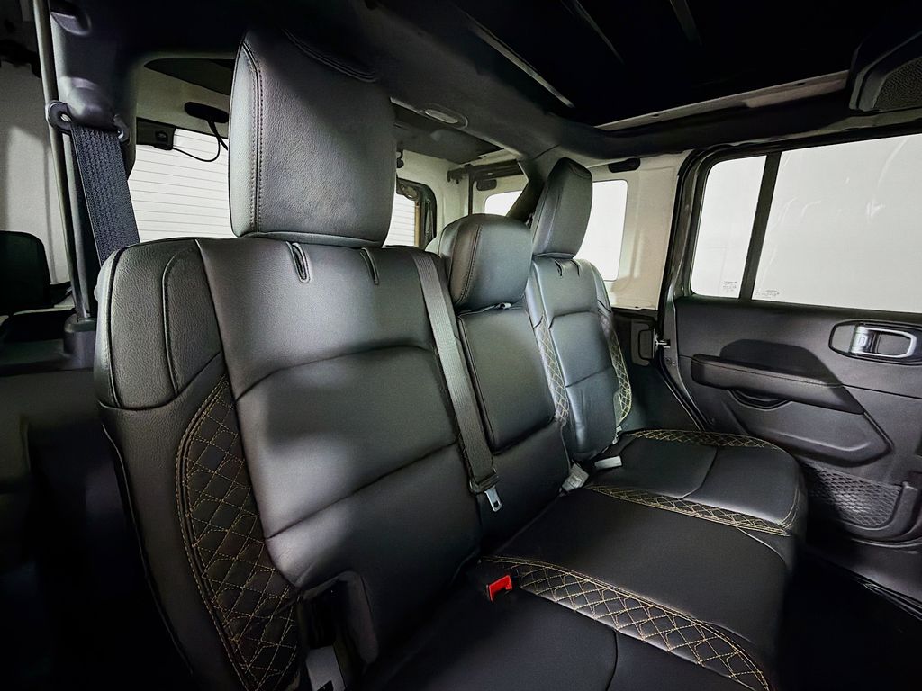 Used 2021 Jeep Wrangler SUV