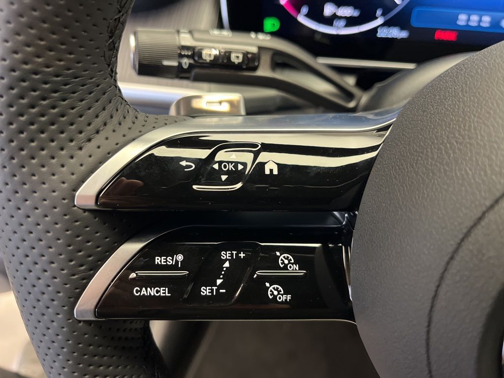 Thumbnail: 2026 Mercedes-Benz GLC - 15