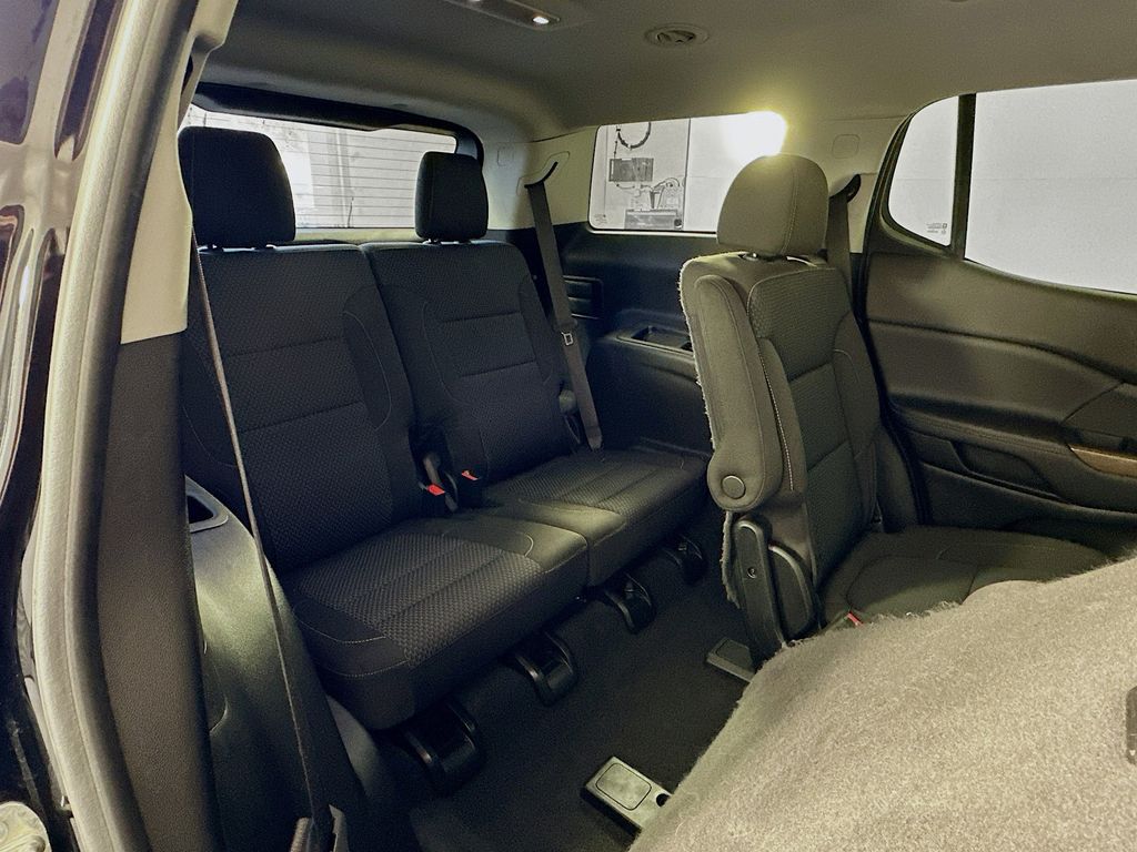 Thumbnail: 2020 GMC Acadia - 27