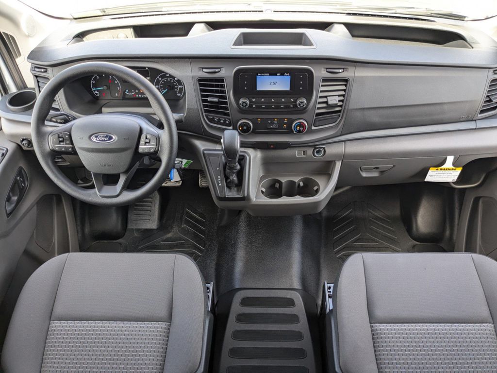 2025 Ford Transit 250