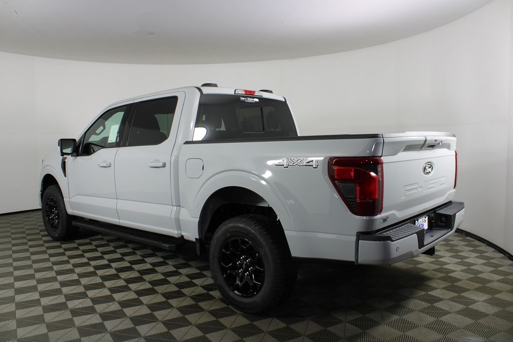 View vehicle photo 4