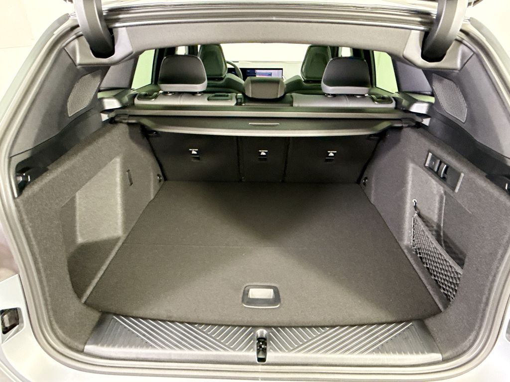 Thumbnail: 2026 BMW X3 - 27