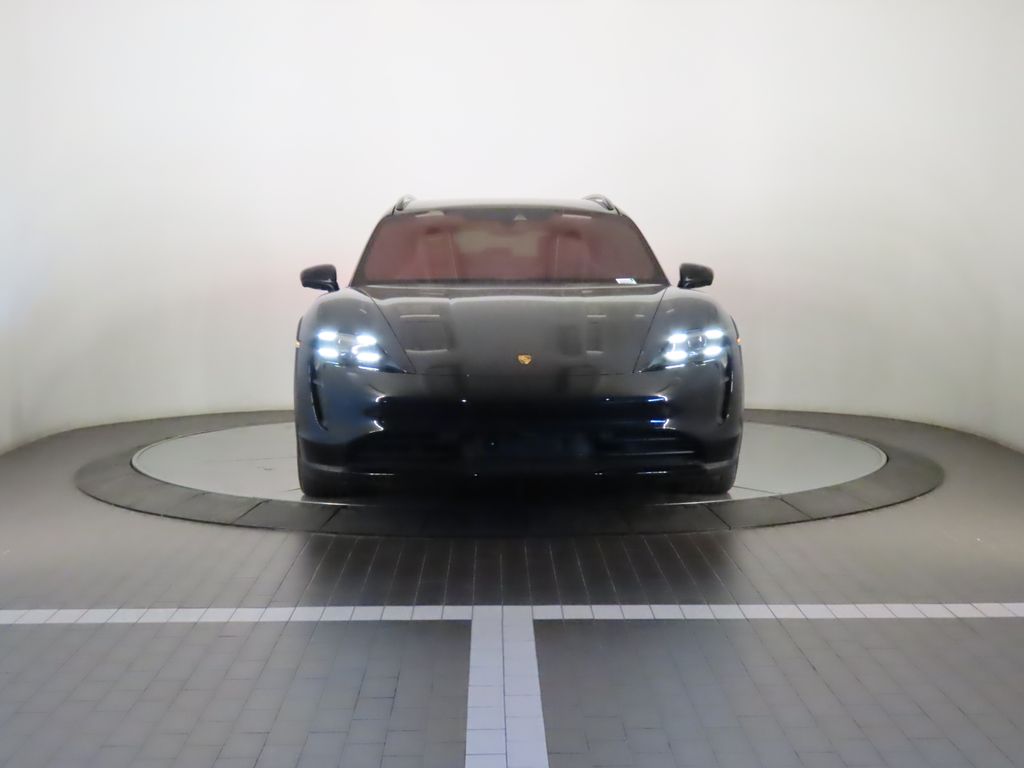Thumbnail: 2022 Porsche Taycan - 10