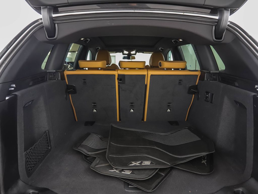 Thumbnail: 2023 BMW X3 - 24