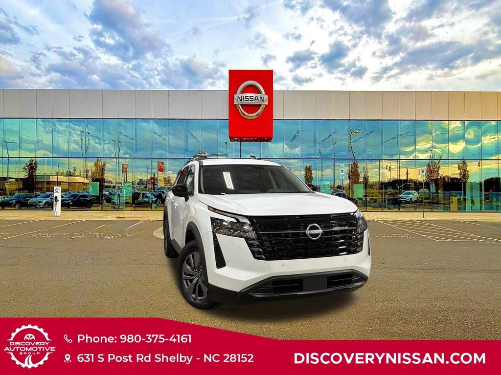 2026 Nissan Pathfinder SV