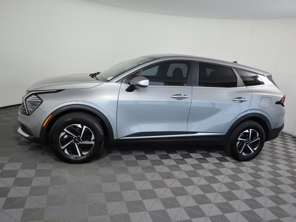 Thumbnail: 2024 Kia Sportage - 8