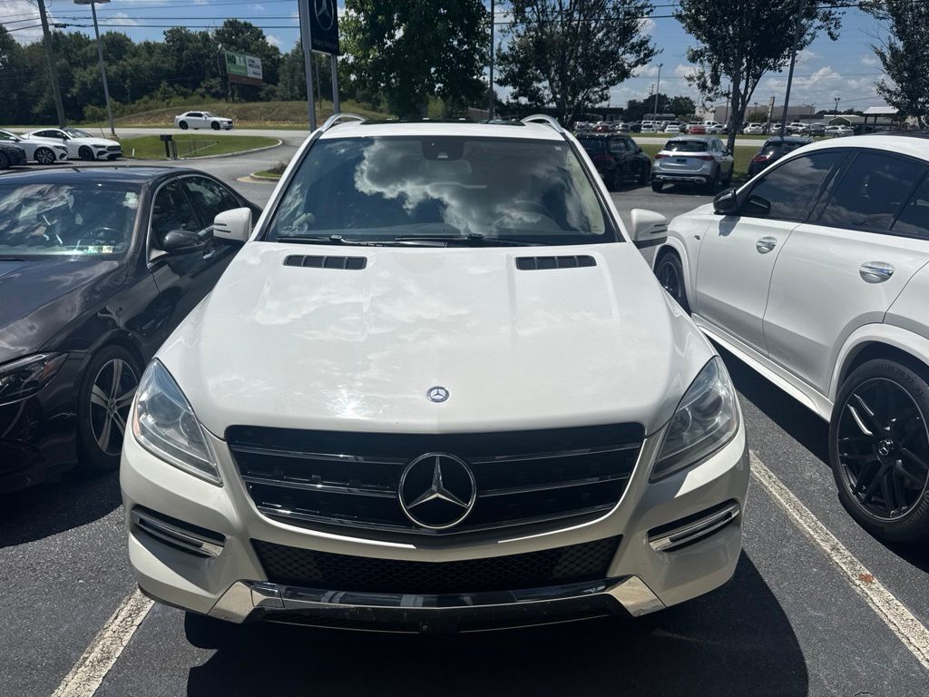 Polar White 2014 Mercedes-Benz M-Class SUV / Crossover Rear-Wheel Drive 7-Speed Automatic