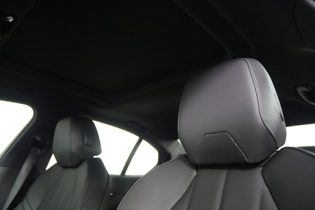 Thumbnail: 2026 BMW 5 Series - 12