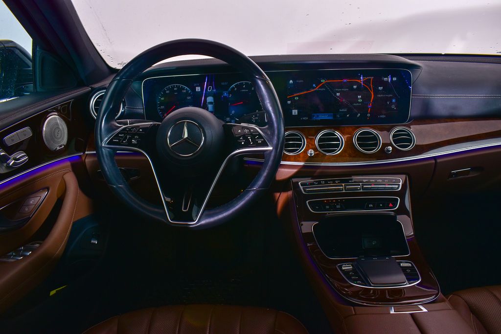 Thumbnail: 2023 Mercedes-Benz E-Class - 21