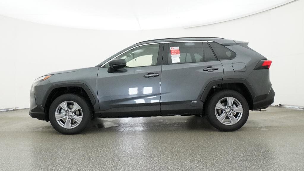 Thumbnail: 2025 Toyota RAV4 - 12