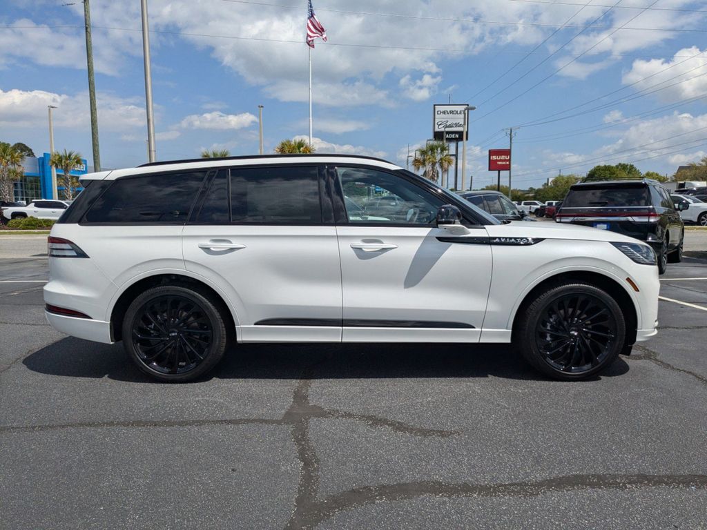 2025 Lincoln Aviator Reserve