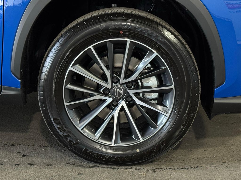 Thumbnail: 2026 Lexus NX - 4