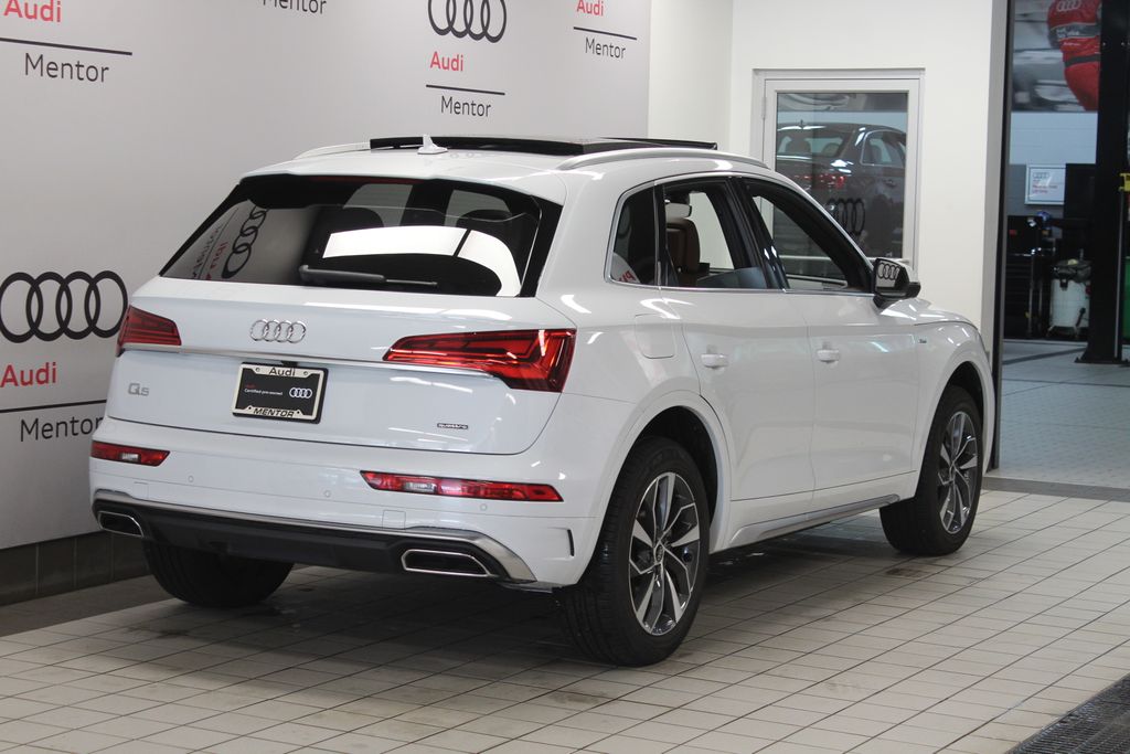 Thumbnail: 2024 Audi Q5 - 6