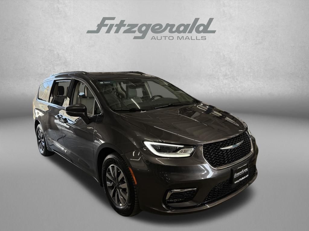 2021 Chrysler Pacifica Hybrid Touring L FWD