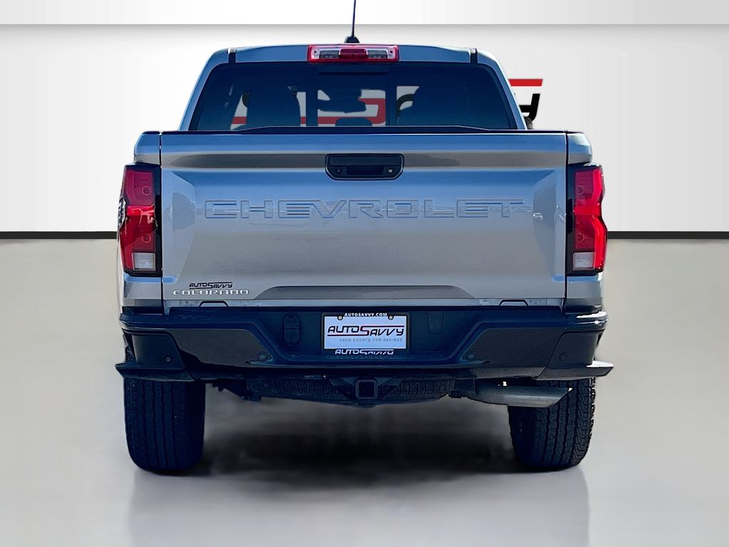 Used 2024 Gray Chevrolet Z71 image 6