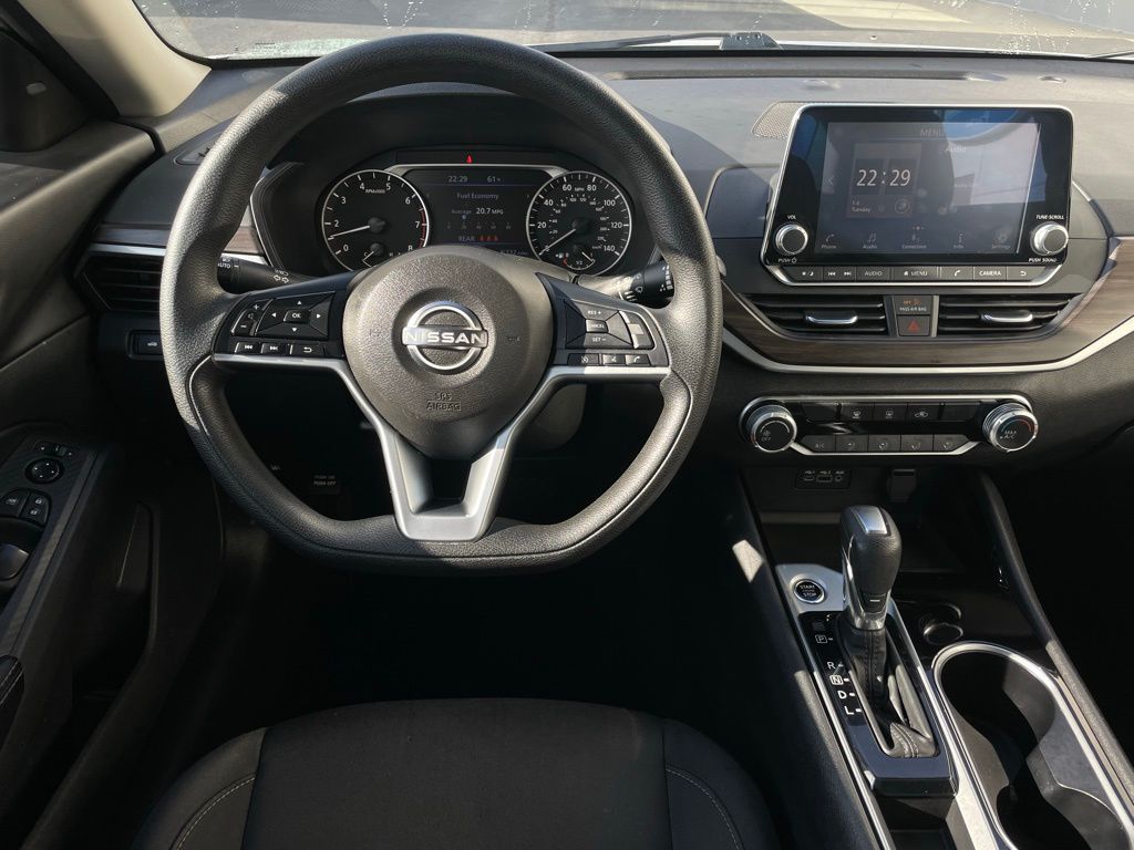 Thumbnail: 2024 Nissan Altima - 11